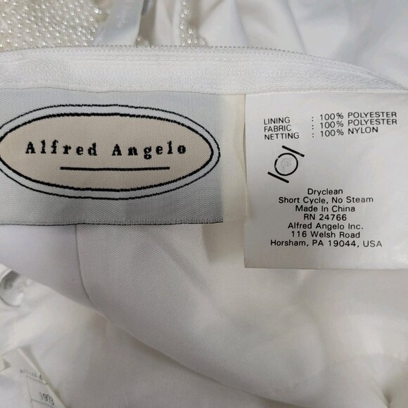 Alfred Angelo White Pearl Beaded Train Bridal A-Line #1973 Wedding Dress Gown 16 - Picture 3 of 16